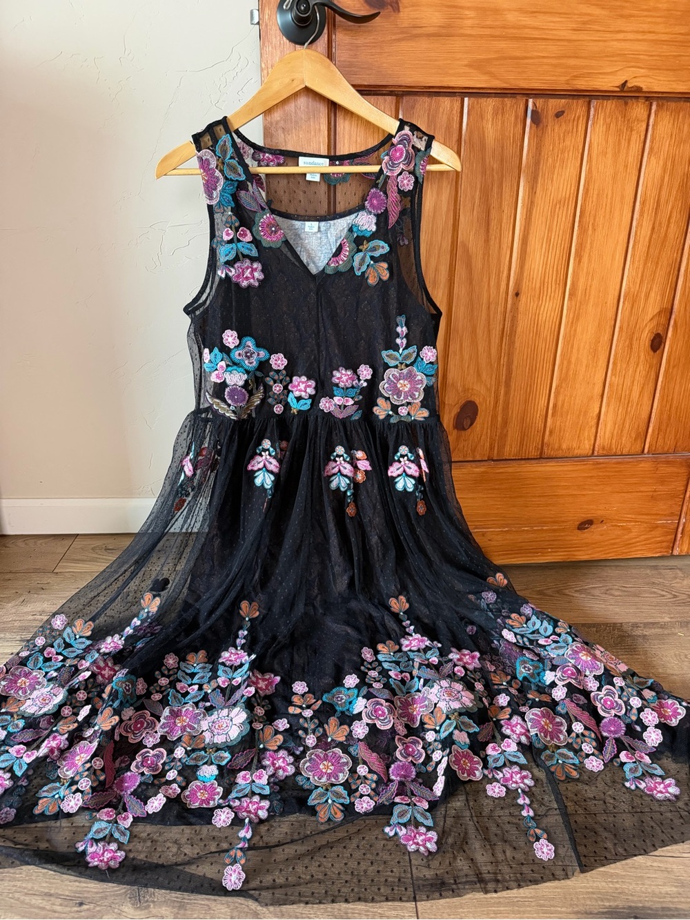 Sundance Embroidered Boho Midi Dress with Slip – Size Large, Excellent Condition